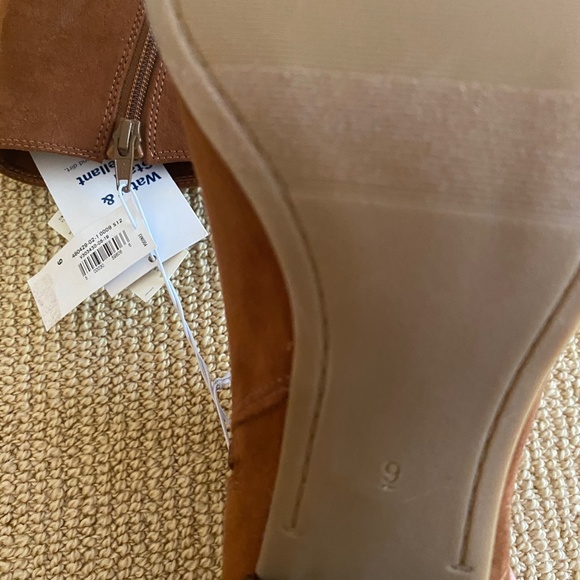 Women's Old Navy Brown Booties, Size 9 - Picture 7 of 7